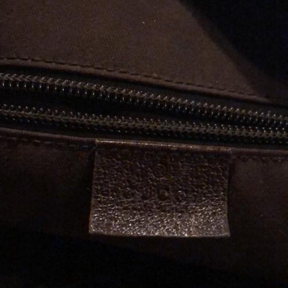 Authentic GUCCI MONOGRAM HAND BAG - Picture 3 of 4